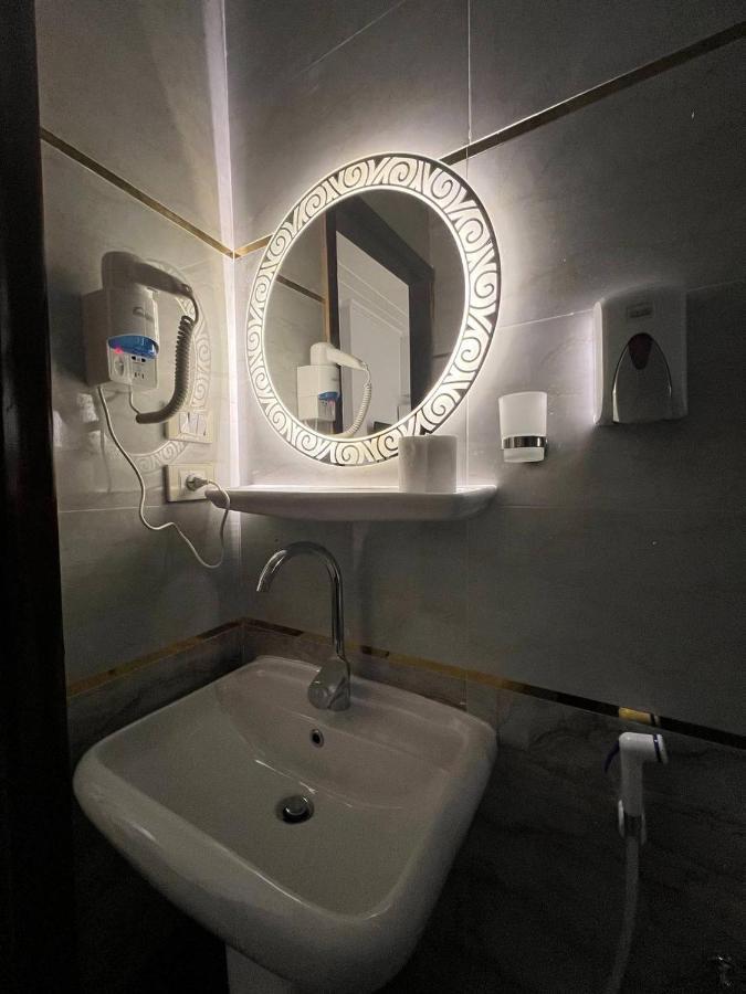 Lucky Hostel Cairo Ngoại thất bức ảnh